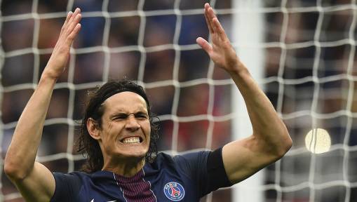Real Madrid 'Turn Down' Chance to Sign Cavani as European Clubs Line Up to Land PSG Outcast