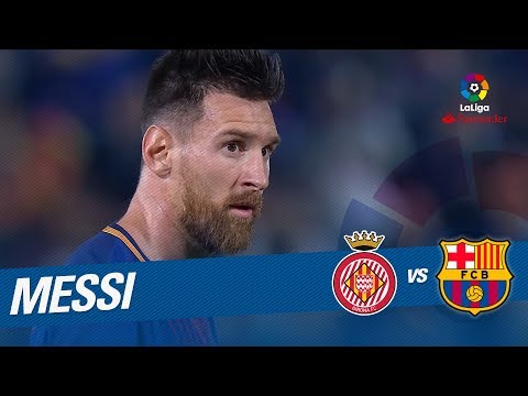 Lanzamiento de falta de Messi que despeja Gorka