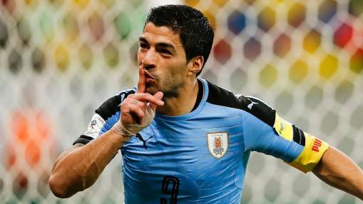 Luis Suarez won't need knee surgery - Uruguay coach Oscar Tabarez