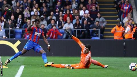 Zaha can't keep Palace up alone - Hodgson