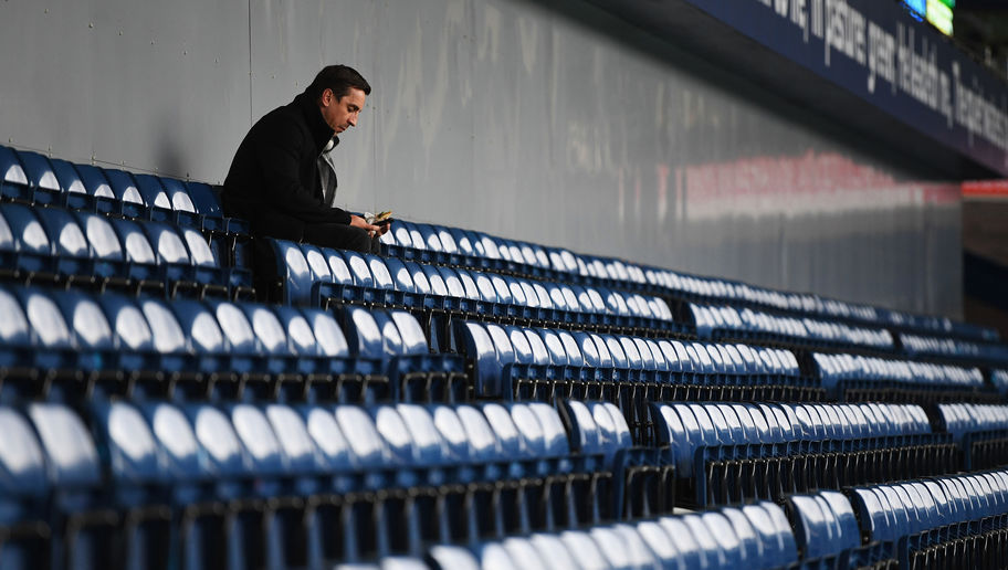 Gary Neville Trades Coaching Role to Open Up University With Fellow Class of '92 Legends