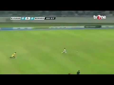 Unbelievable speed shown by player in Indonesian league to score