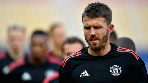 Leicester Interested in Man Utd Veteran as He Considers Exit in Search of More Game Time