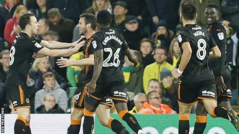 Wolves v Fulham - hosts look to go four clear at the top