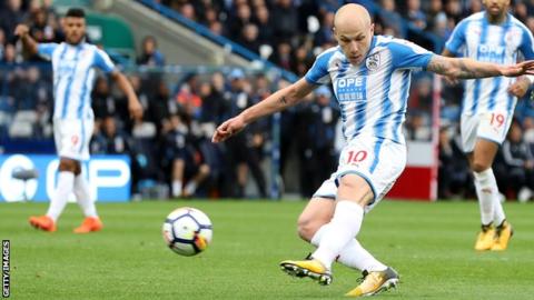 Huddersfield Town v West Bromwich Albion