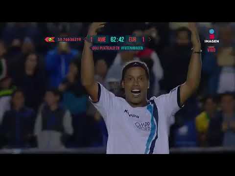 Another amazing goal by Ronaldinho in friendly match