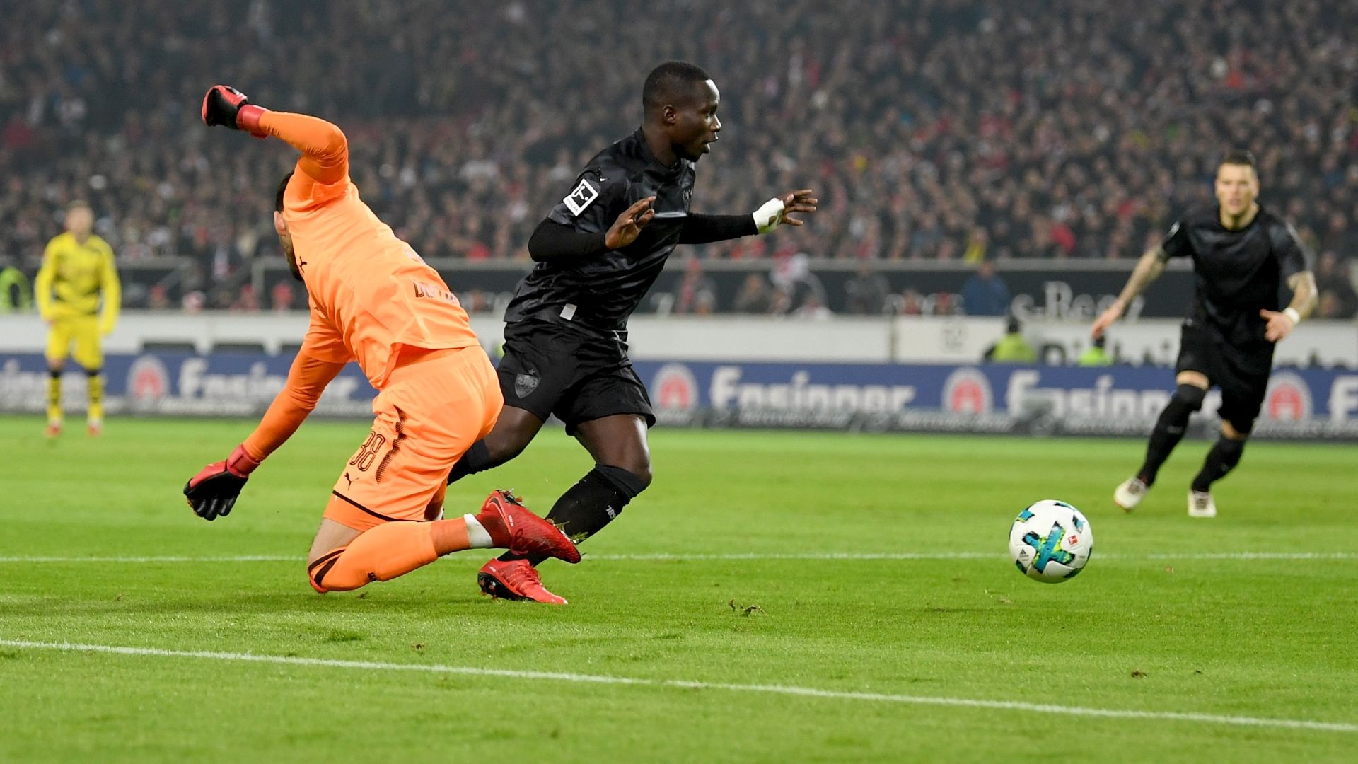 Bayern Munich v FC Augsburg: Preview