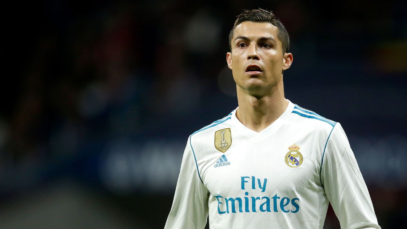 Drab <i>derbi</i> in Madrid finishes goalless as Ronaldo and Griezmann misfire