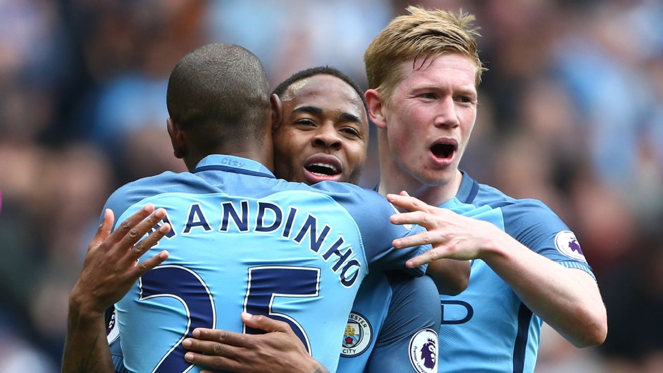 Pep Guardiola: Manchester City must be cautious with Vincent Kompany