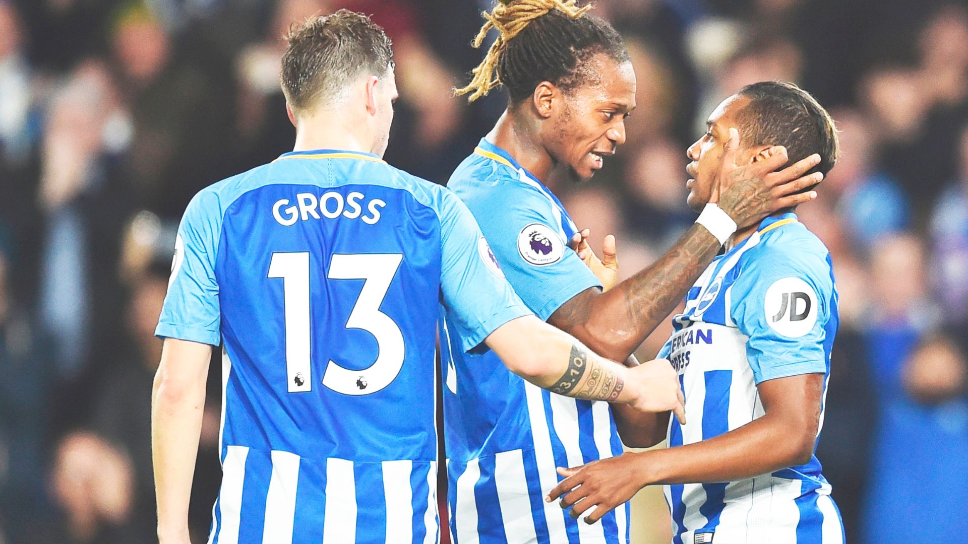 Crouch breaks Premier League subs record
