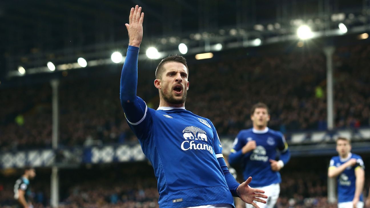 Everton boost as Yannick Bolasie back in training after knee injury