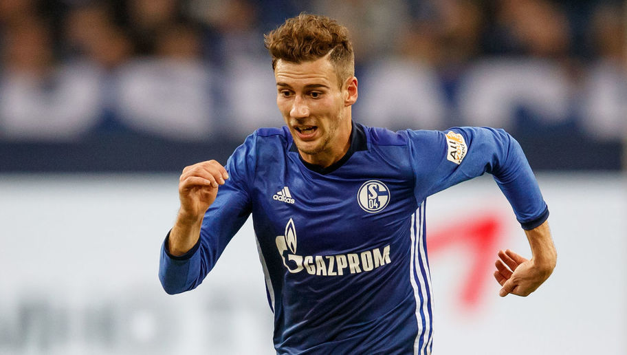 Arsenal Identify Schalke Starlet as Number One Target to Replace Mesut Ozil in Summer