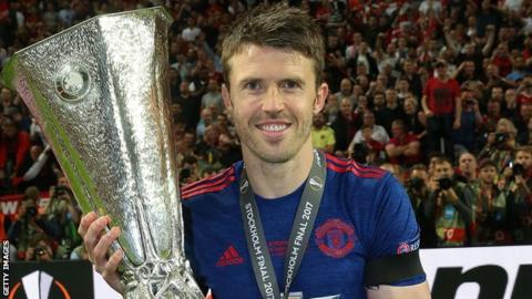 Man Utd captain Carrick 'healthy and back training hard' after heart procedure
