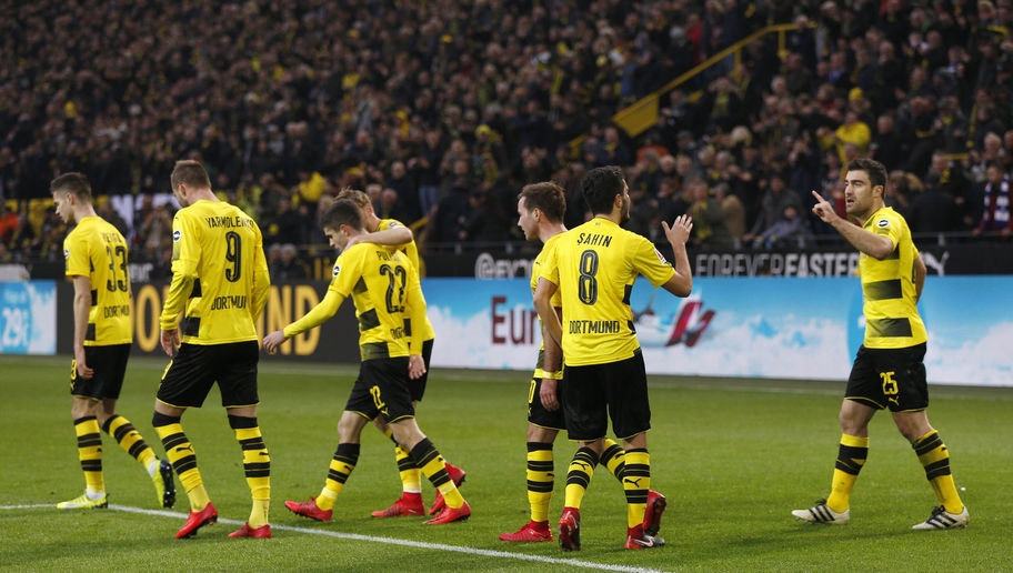 Borussia Dortmund 4-4 Schalke 04: BVB Throw Away 4-Goal Lead in Frantic Last Half Hour