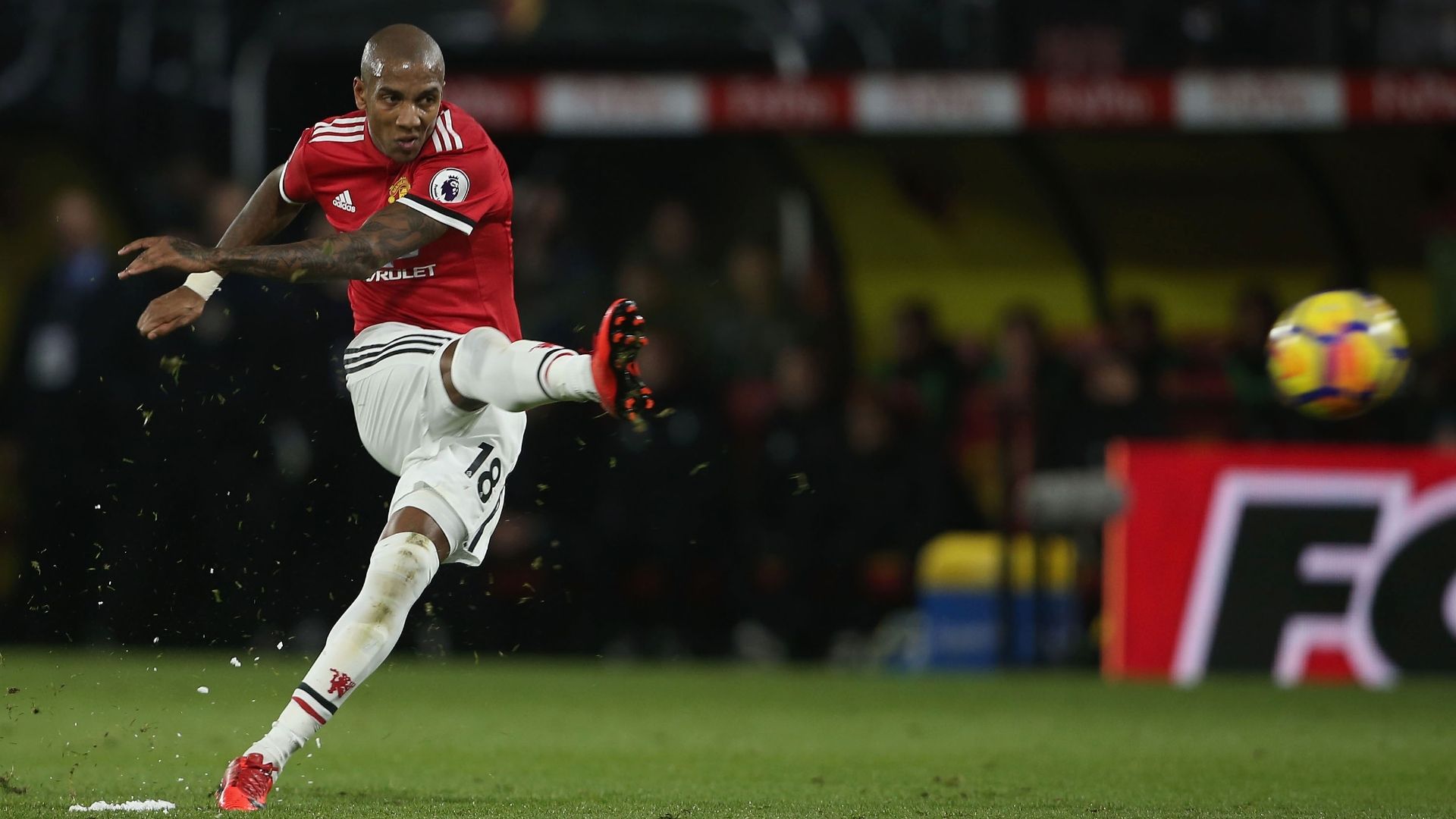 Prem: United win Watford thriller, Spurs slump