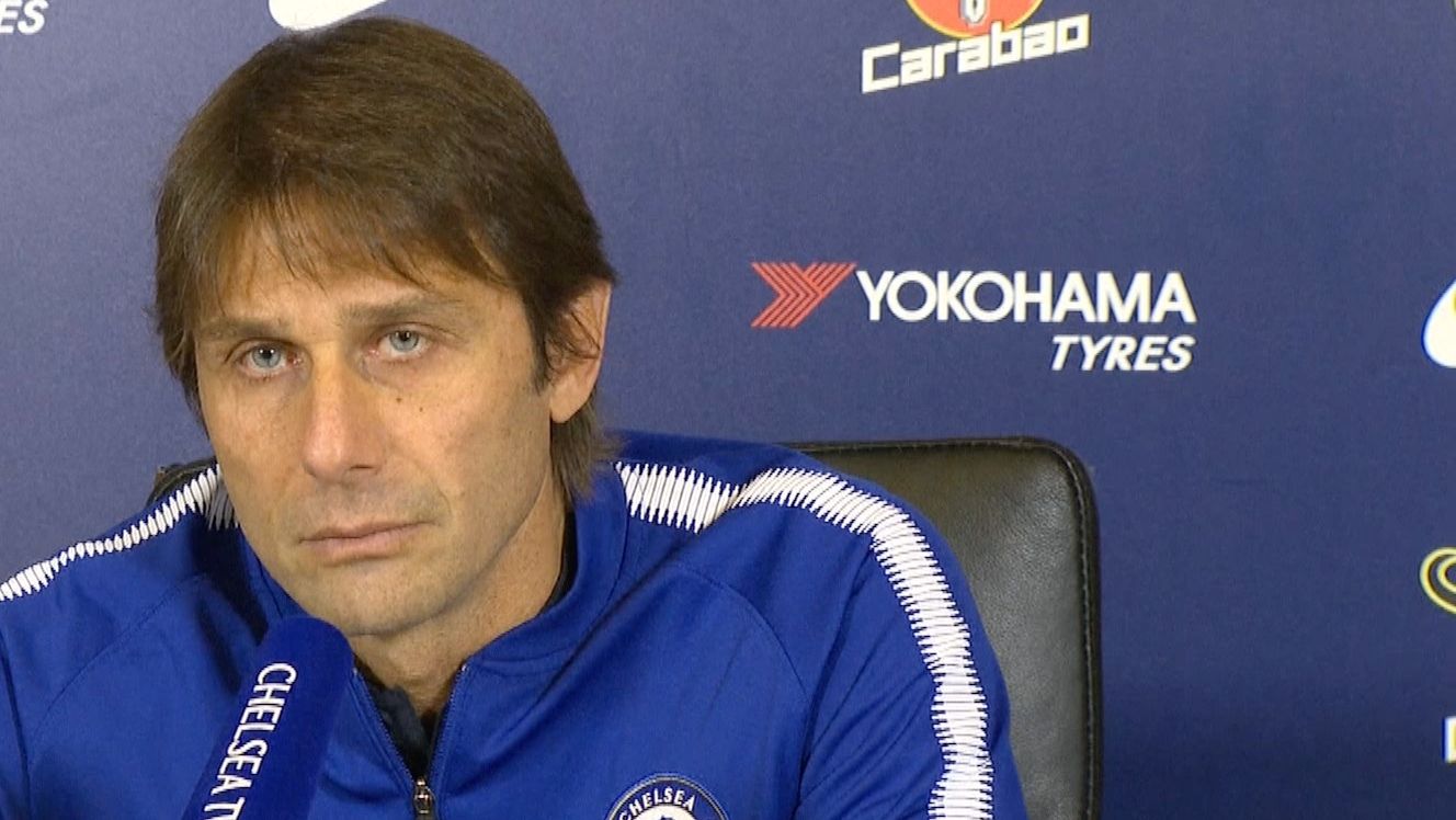 Conte: Chelsea chasing United, not City