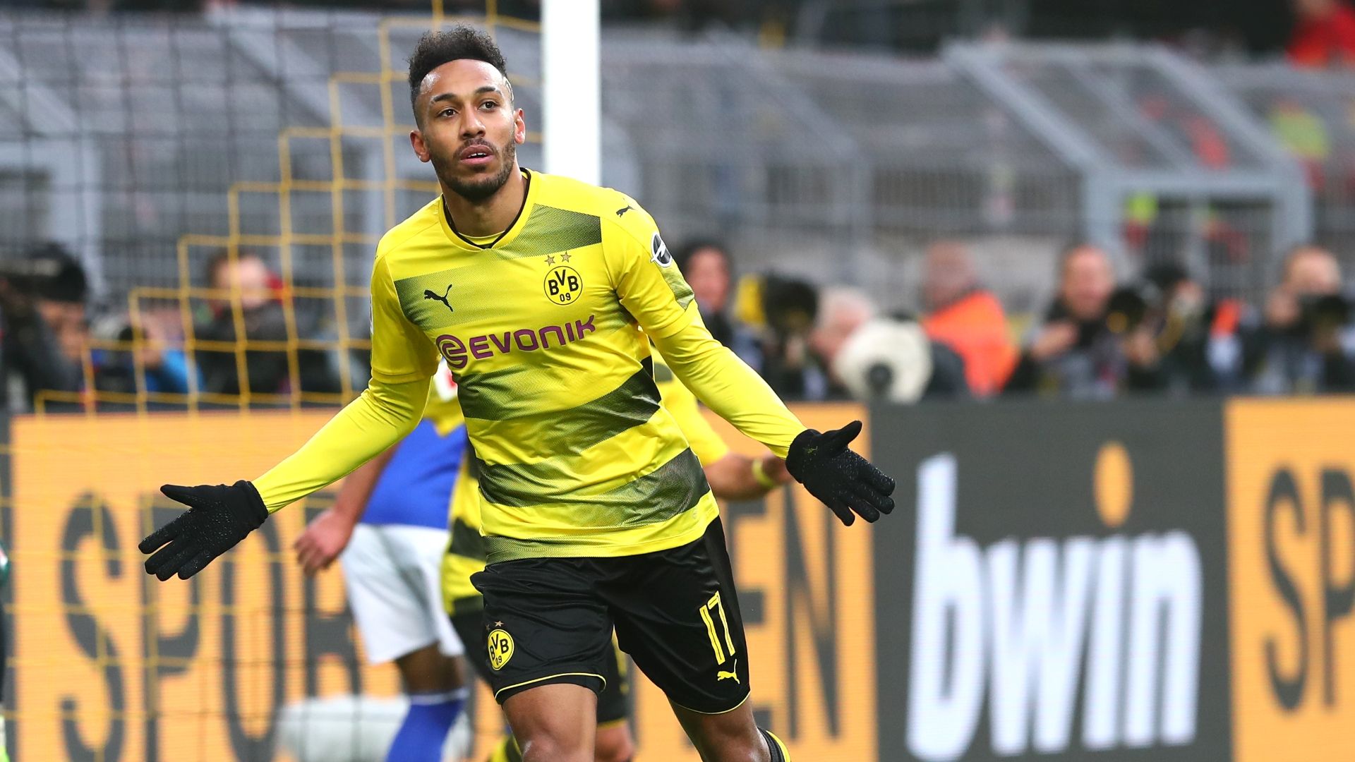 Real Madrid in for Chelsea's David Luiz