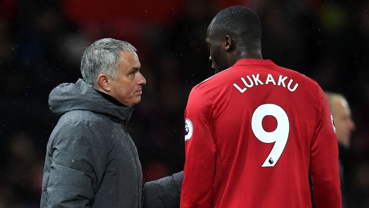 Jose Mourinho's big call to make during Lukaku's Man United drought