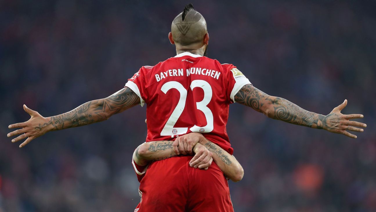 Kingsley Coman, Arturo Vidal help keep Bayern clear atop Bundesliga