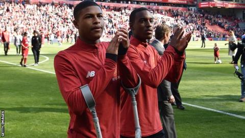 Teenager Brewster agrees new Liverpool contract