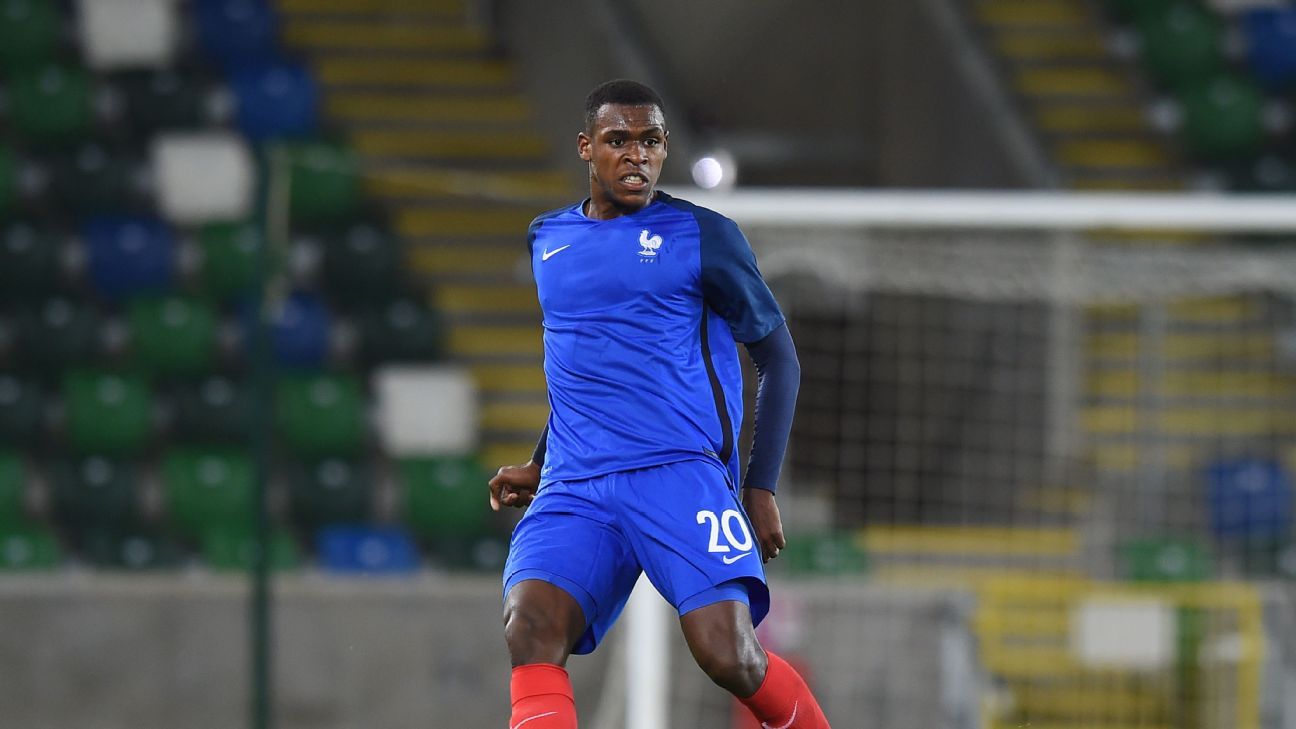 West Ham sign Toulouse's Issa Diop for club-record fee