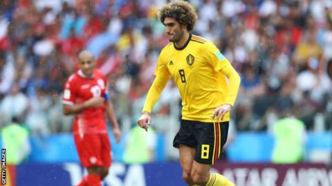 Marouane Fellaini: Manchester United midfielder close to signing new two-year deal