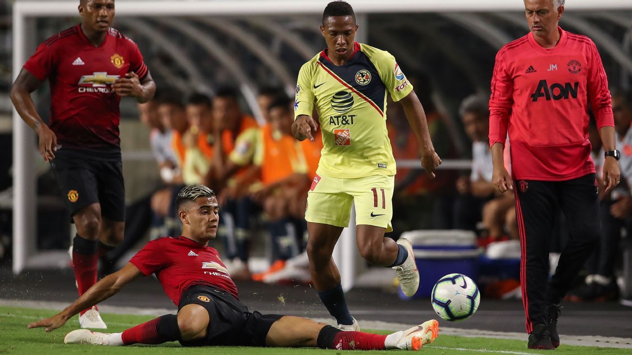 Manchester United's Andreas Pereira says Michael Carrick 'easy to learn from'