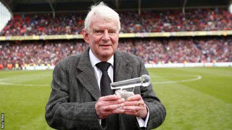 John Motson to come out of retirement to join Talksport