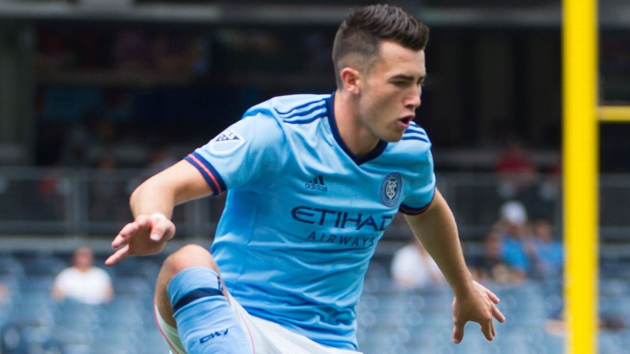 Jack Harrison joins Leeds United on loan from Manchester City
