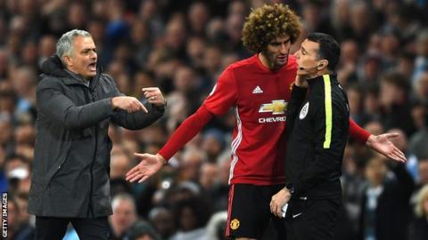 Managers to receive red and yellow cards for misconduct in 18-19