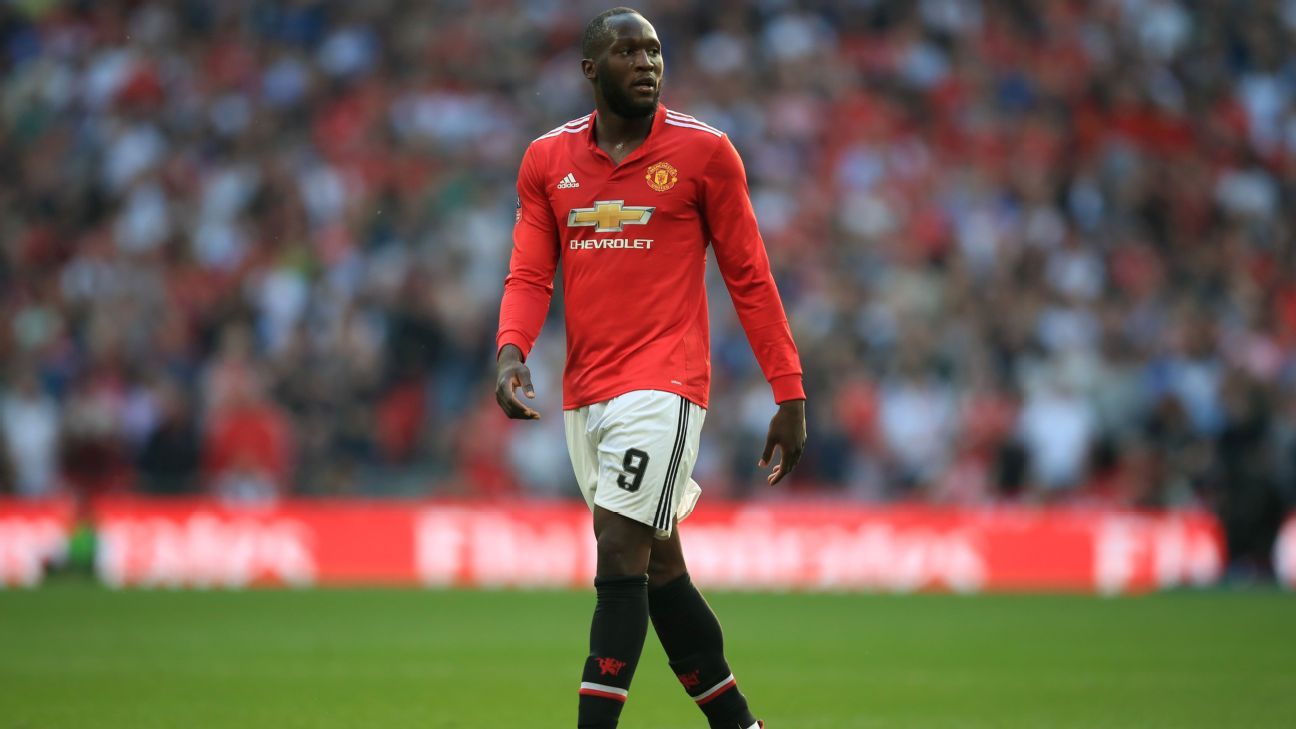 Manchester United's Romelu Lukaku cutting World Cup break short to join team
