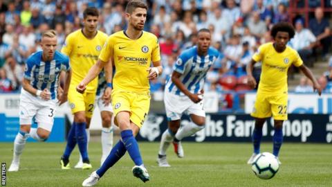 Chelsea off to flying start as newcomers struggle - Premier League round-up