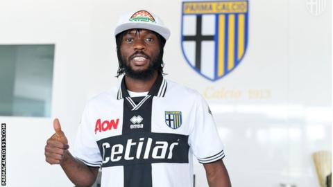 Gervinho: Parma sign Ivory Coast forward for Serie A return