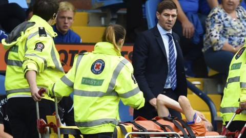 'Plastic pitches should not be allowed' - Rangers boss Gerrard upset by Murphy injury