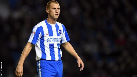 Steve Sidwell announces retirement and takes up Brighton role