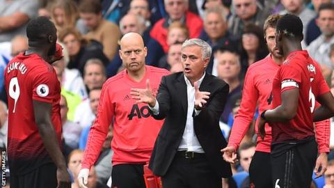 Man Utd: Jose Mourinho has 'no problem' with chief executive Ed Woodward