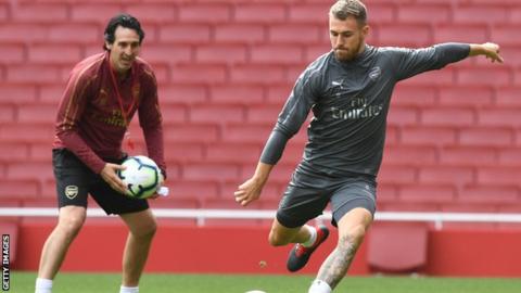 Emery urges Ramsey to focus on football amid Arsenal contract talks