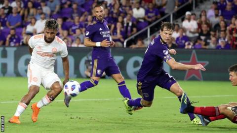 Atlanta's Martinez breaks MLS goals record