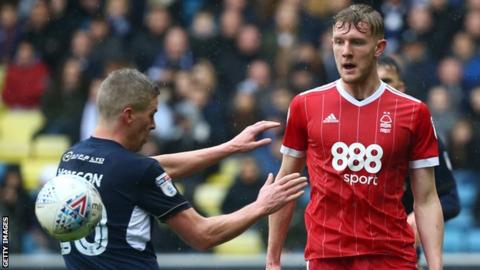 Rangers sign defender Worrall on loan from Forest