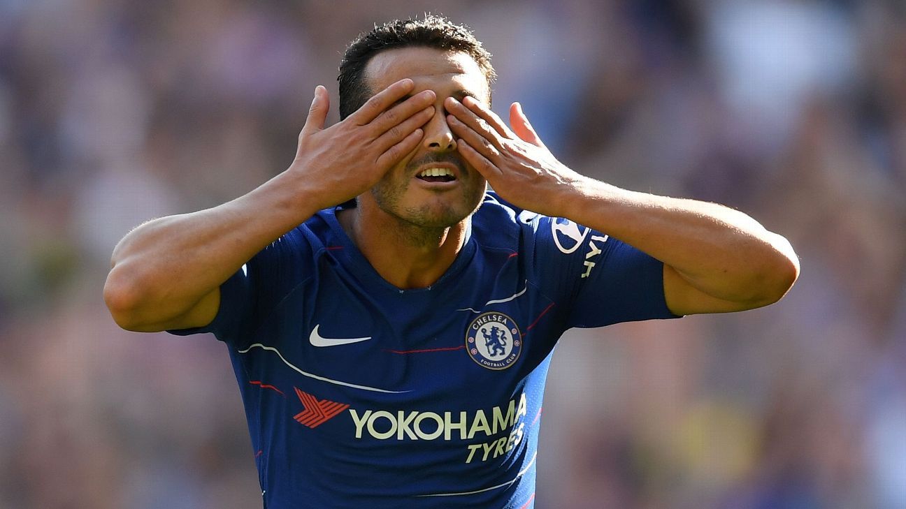 Pedro makes the breakthrough as Chelsea maintain perfect start