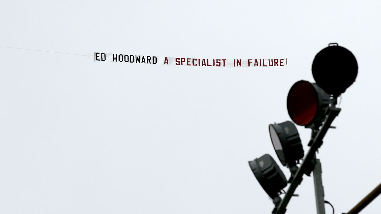Manchester United fans in plane protest over 'specialist in failure' Ed Woodward