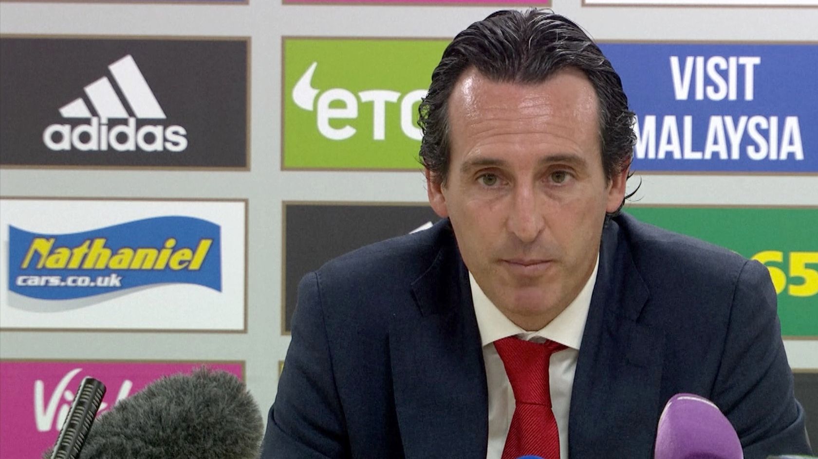 Arsenal's Unai Emery on Petr Cech errors vs. Cardiff: He is doing what we want