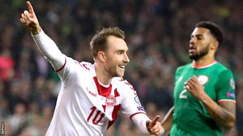 O'Neill wants Uefa to act in Danish pay row