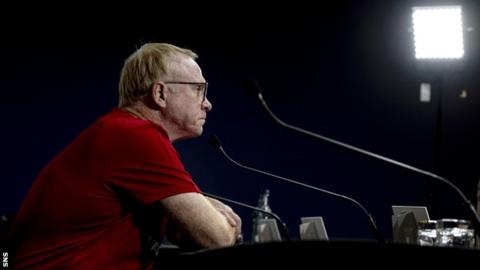 Scotland v Albania: Alex McLeish says players must start to change fan opinions