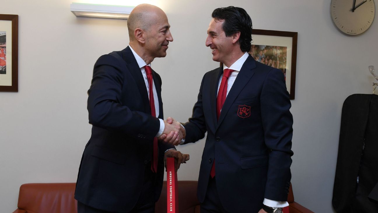 Arsenal coach Unai Emery still in the dark over Ivan Gazidis' future
