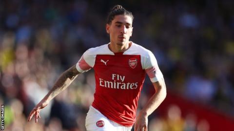 Bellerin wants players to speak out on issues outside sport