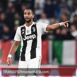 JUVENTUS set exit fee on BENATIA. AC Milan on alert