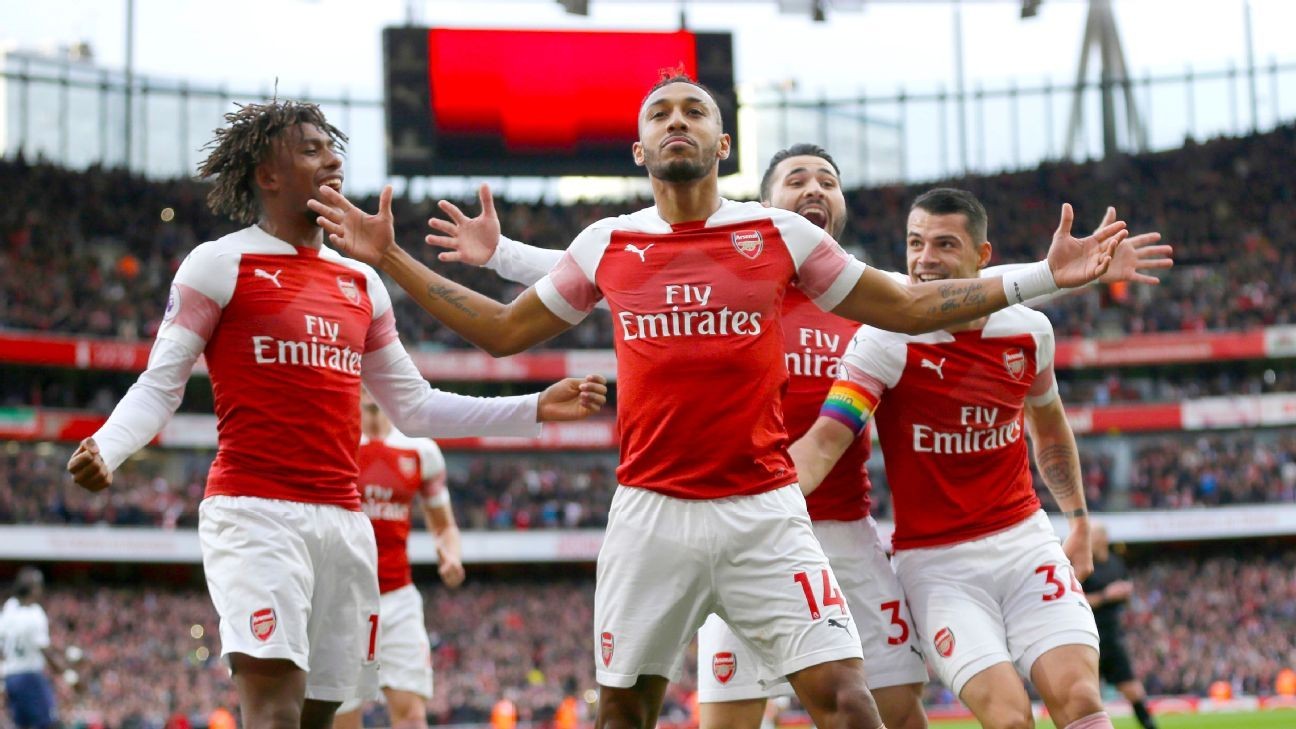 Arsenal beat Tottenham in thrilling derby as Aubameyang strikes twice