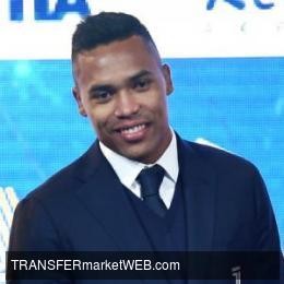 JUVENTUS close to seal deal extension with ALEX SANDRO