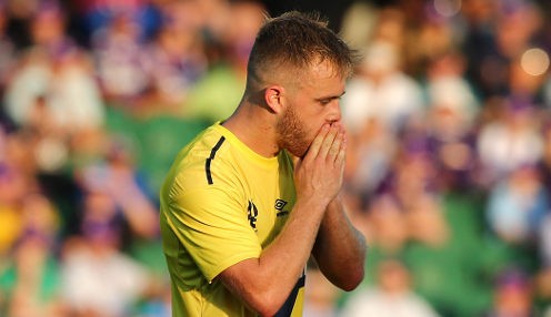 Sydney crush 10-man Mariners
